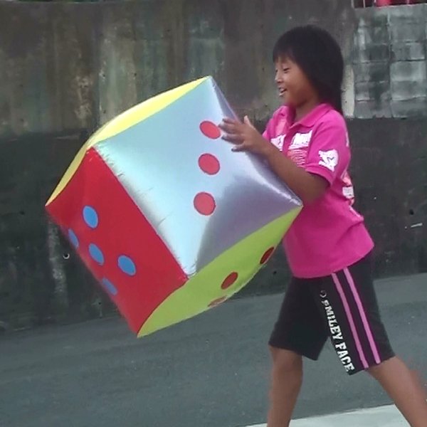 画像5: サイコロ　45cm角 (5)