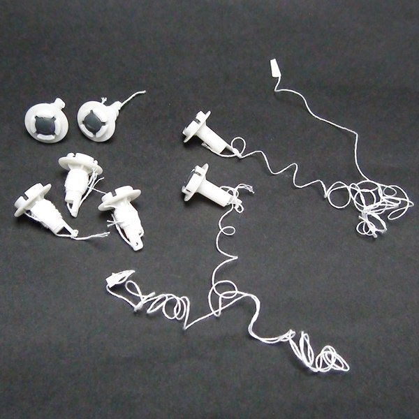 画像1: 糸バルブストッパーの取付け(一緒にご注文の風船に装着してお届け)　100ヶセット (1)