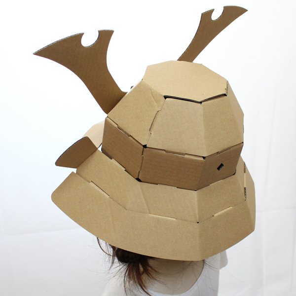 画像4: ダンボール工作 兜(かぶと) (4)