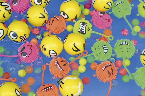 画像2: フェイスおもちゃすくい縁日セット 348ヶ入り (2)